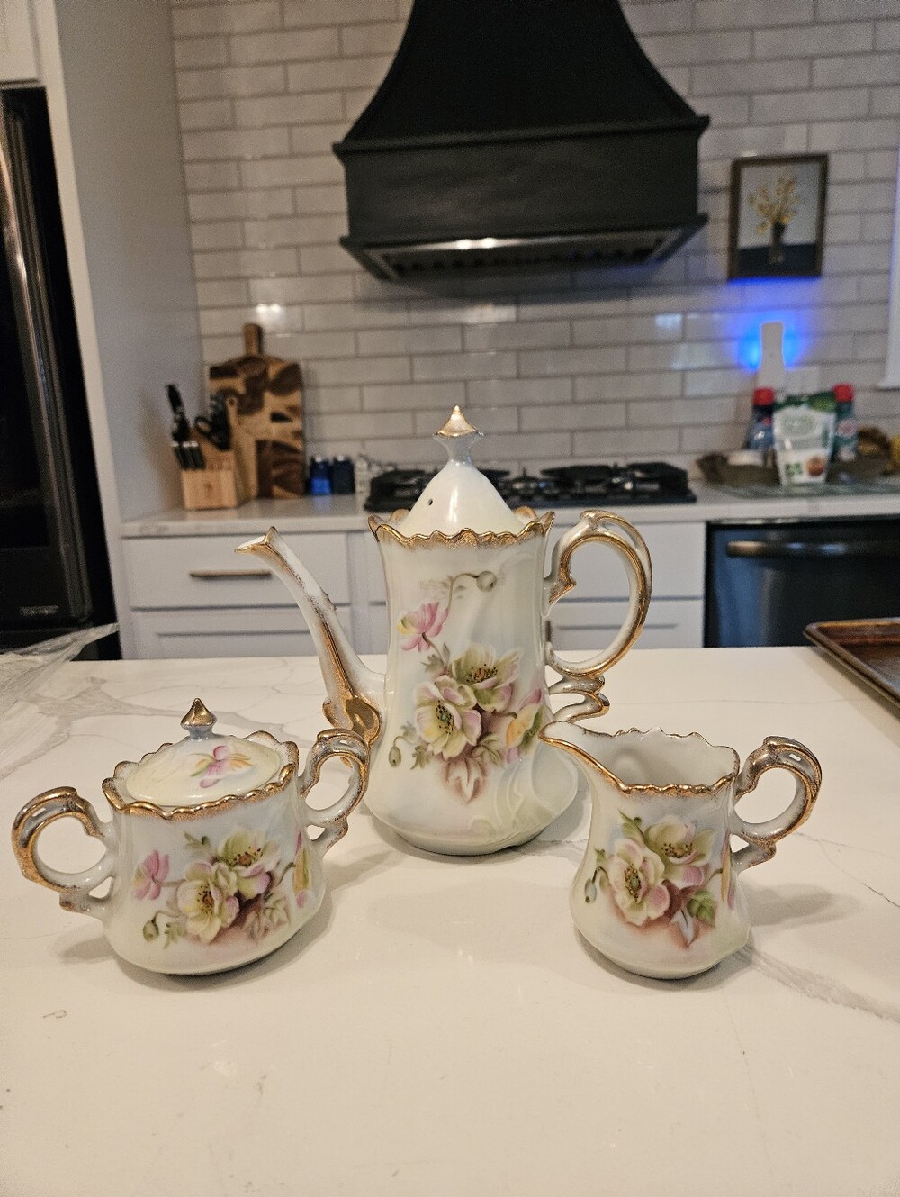 Lefton Heritage Heritage To A Wild Rose China Teapot Set #2563